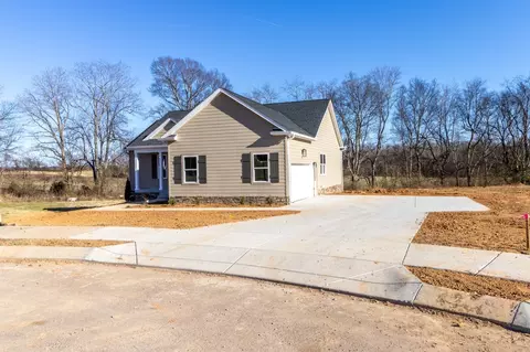 1203 Goose Dr, Springfield, TN 37172 photo 2