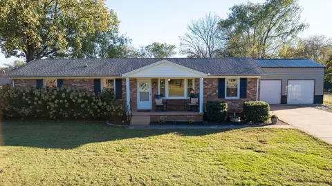 2245 N Ranch Rd, Murfreesboro, TN 37129