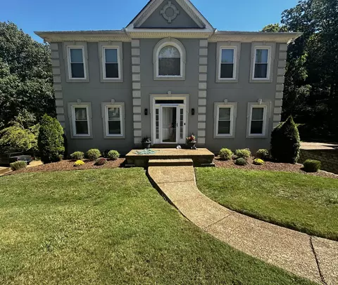 8485 Indian Hills Dr, Nashville, TN 37221