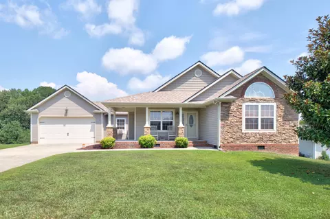 9802 Falcon Crest Dr, Ooltewah, TN 37363
