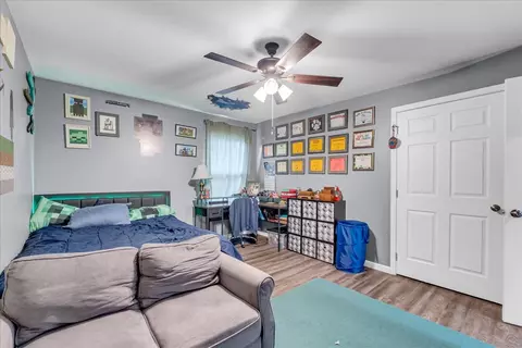 Bedroom - 307 Pine Ave, Morrison, TN 37357 photo 2 of 6