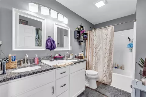Bath - 307 Pine Ave, Morrison, TN 37357 photo 2 of 2