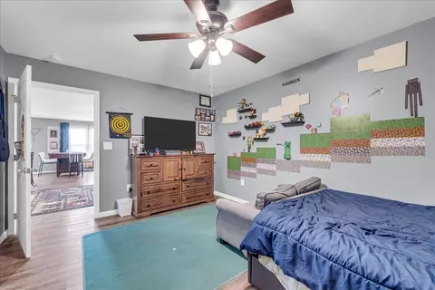 Bedroom - 307 Pine Ave, Morrison, TN 37357 photo 3 of 6