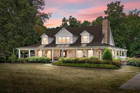 2834 Mosley Ferry Rd, Ashland City, TN 37015