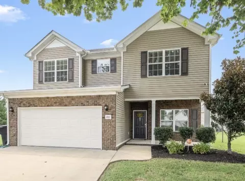 1944 Colyn Ave, Murfreesboro, TN 37128