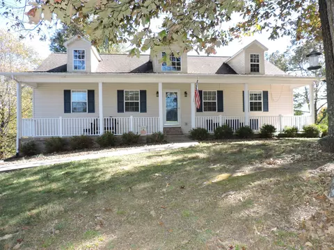 918 Faye Dr, Cookeville, TN 38501