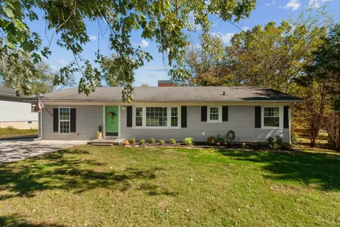 415 S Ingram St, Pulaski, TN 38478