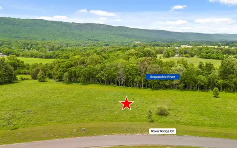 35 River Ridge Dr, Dunlap, TN 37327 photo 2