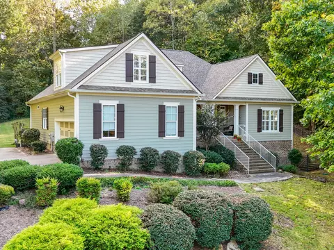 5535 Mill Stone Dr, Ooltewah, TN 37363