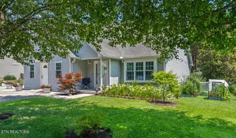 7501 Heumsdale Dr, Knoxville, TN 37924