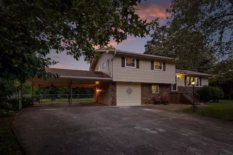342 Serena Dr, Hixson, TN 37343