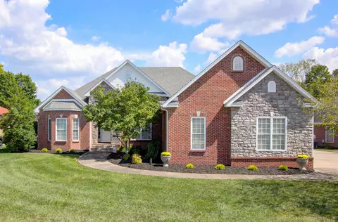 2564 Hedgerow Ln, Clarksville, TN 37043