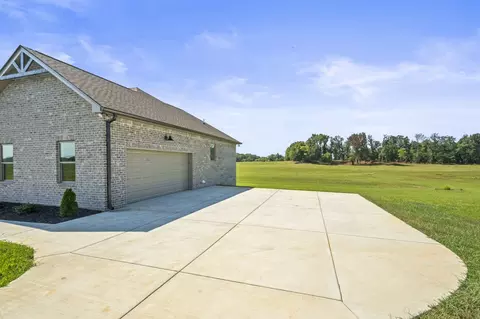 5345 Roy Holman Rd, Springfield, TN 37172 photo 4