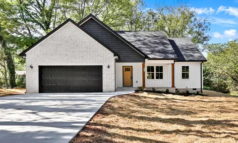 205 Jordan Rd, Clarksville, TN 37042