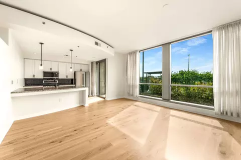 900 20th Ave S #604, Nashville, TN 37212