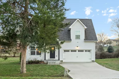 202 Mills Dr, Clarksville, TN 37042