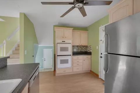 Kitchen - 135 Grenadier Dr, Franklin, TN 37064 photo 4 of 4