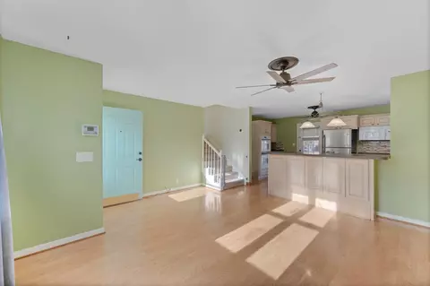 Living - 135 Grenadier Dr, Franklin, TN 37064 photo 2 of 5