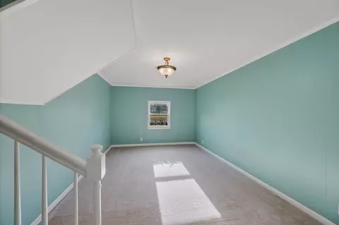 Living - 135 Grenadier Dr, Franklin, TN 37064 photo 4 of 5