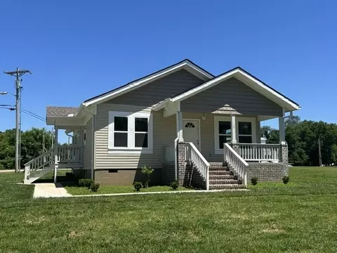 125 Front St N, Cowan, TN 37318