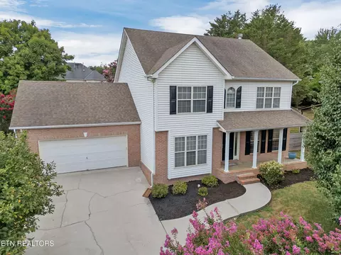 10313 Saint Regence Ln, Knoxville, TN 37922