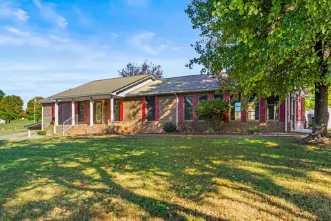 Exterior - 4540 Roy Cole Rd, Springfield, TN 37172 photo 4 of 17