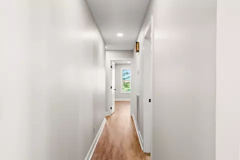 Entry Way - 4540 Roy Cole Rd, Springfield, TN 37172 photo 1 of 2