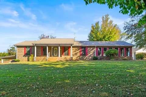 Exterior - 4540 Roy Cole Rd, Springfield, TN 37172 photo 3 of 17