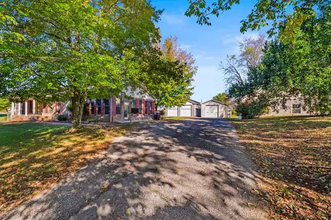 Exterior - 4540 Roy Cole Rd, Springfield, TN 37172 photo 11 of 17