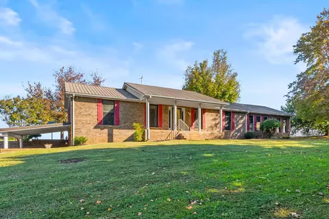 Exterior - 4540 Roy Cole Rd, Springfield, TN 37172 photo 5 of 17