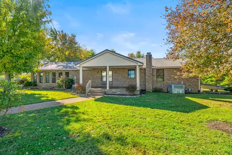Exterior - 4540 Roy Cole Rd, Springfield, TN 37172 photo 14 of 17