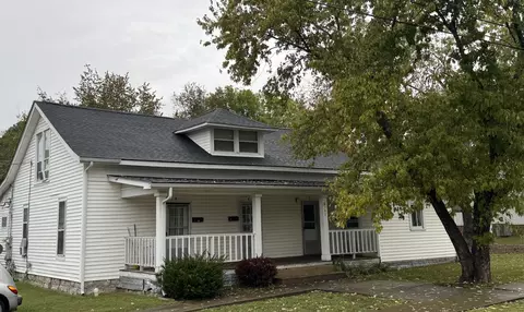303 Jefferson Ave E, Carthage, TN 37030