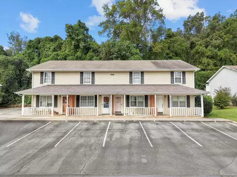 1104 Brookwood Ln #19, Dalton, GA 30720