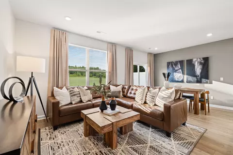 716 Big Bend Ct, White House, TN 37188