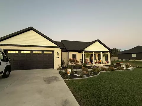 598 N Ridge Dr, Hopkinsville, KY 42240