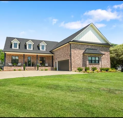 Exterior - 162 Vantrease Rd, Cottontown, TN 37048 photo 1 of 4