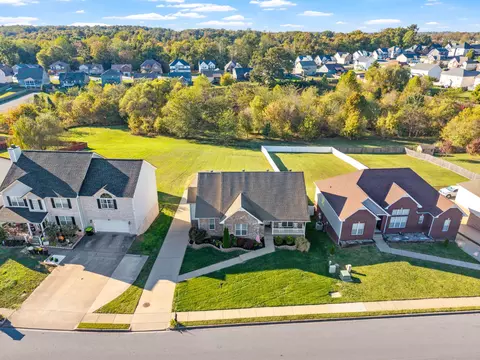 3216 Timberdale Dr, Clarksville, TN 37042