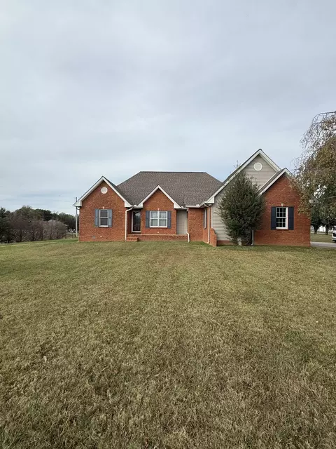 6606 Highway 52 W, Lafayette, TN 37083
