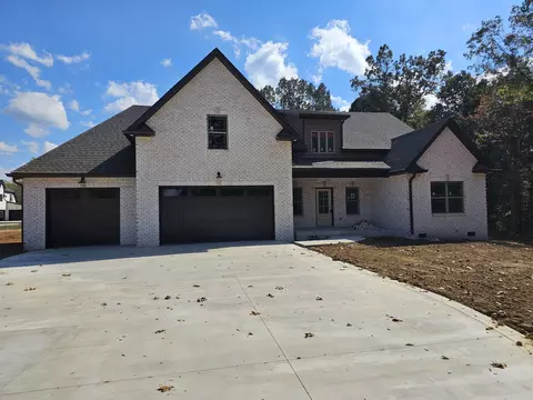 6 Parchman Rd, Clarksville, TN 37040