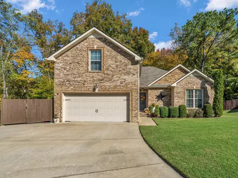 1301 Vantage Ct, Clarksville, TN 37040