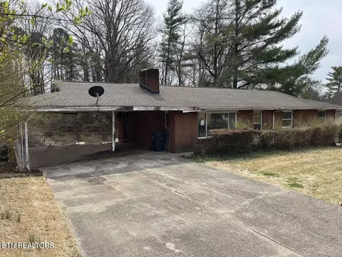 2440 Brooks Ave, Knoxville, TN 37914