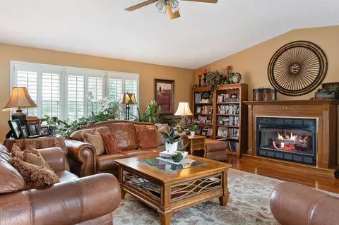 Living - 1051 Herman Lance Rd, Morrison, TN 37357 photo 1 of 3