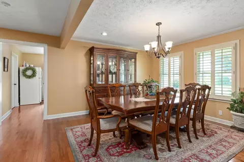 Dining - 1051 Herman Lance Rd, Morrison, TN 37357 photo 2 of 3