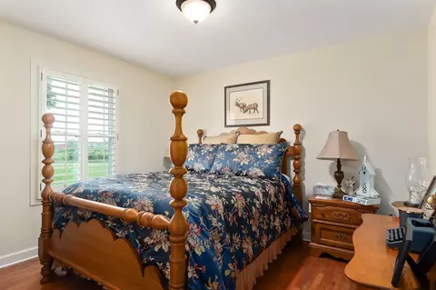 Bedroom - 1051 Herman Lance Rd, Morrison, TN 37357 photo 2 of 3