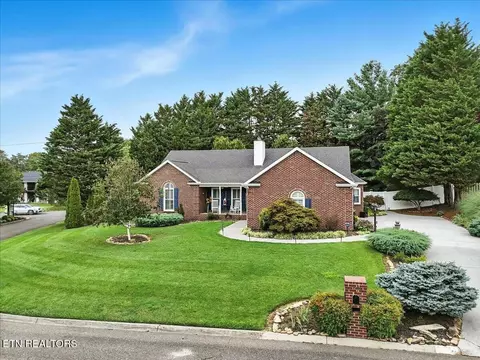 7273 Ashburton Dr, Knoxville, TN 37909