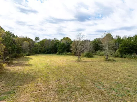 80028028 Abraham Ln, Ooltewah, TN 37363