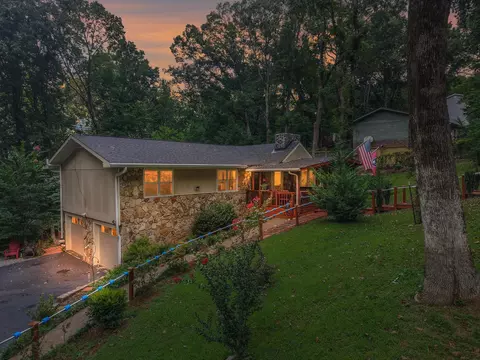 7716 Ridge Bay Dr, Hixson, TN 37343