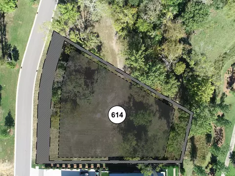 8218 Jolene Dr, College Grove, TN 37046