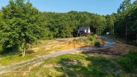 629 Mcdowell Ln, Decatur, TN 37322