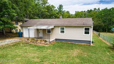 150 Tenth St, Crossville, TN 38555